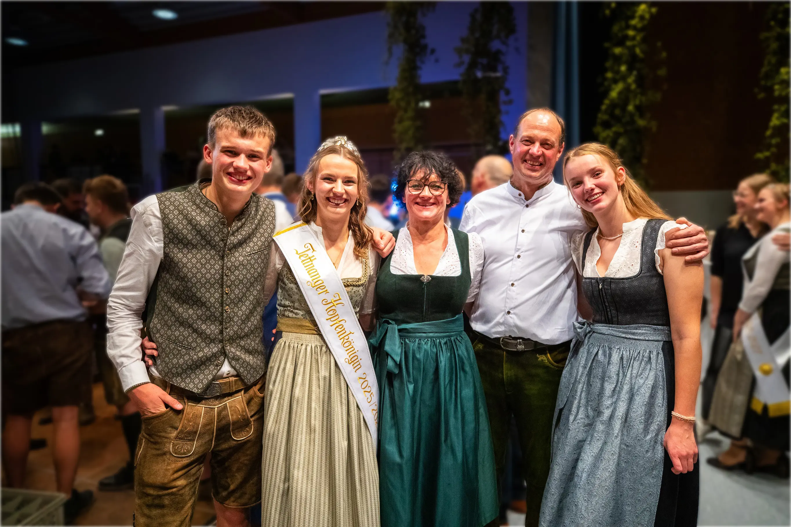 Familie Müller auf dem Hopfenball 2025
